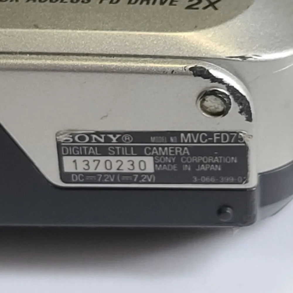 Sony Mavica MVC-FD75 0.4MP Digital Camera - Silver and Black